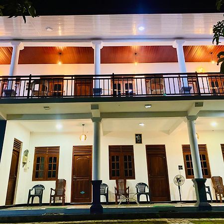 Geethani Tourist Home Polonnaruwa Eksteriør bilde