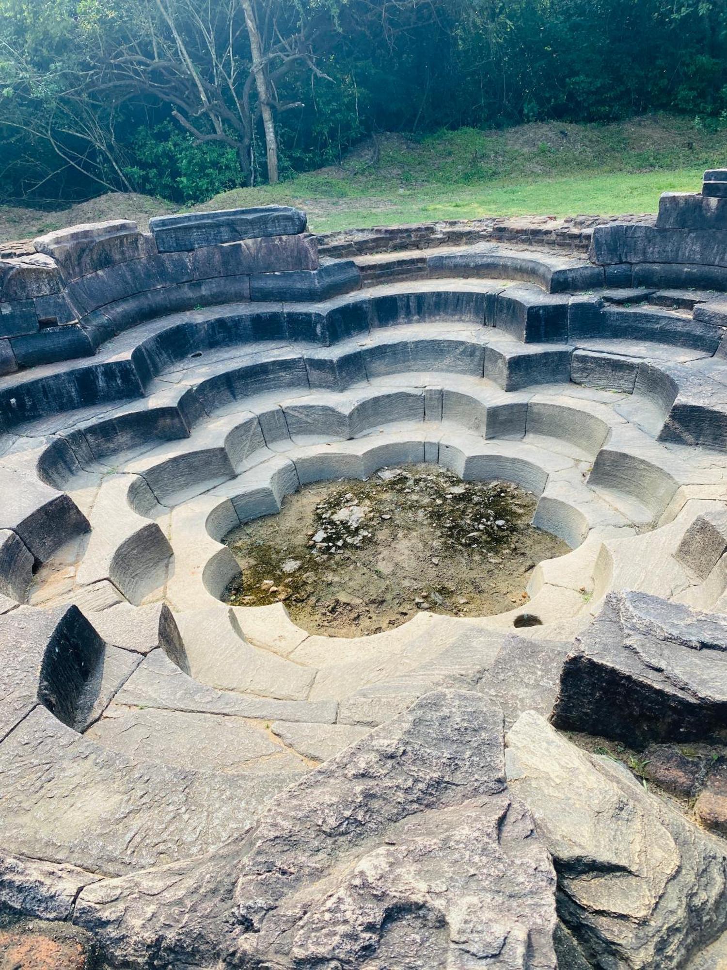 Geethani Tourist Home Polonnaruwa Eksteriør bilde