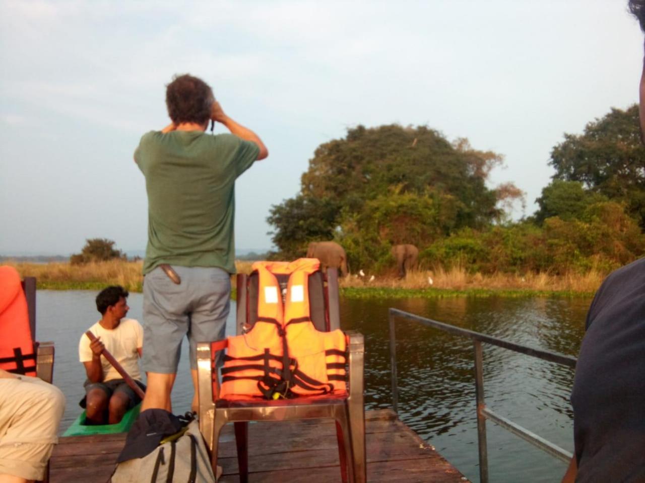Geethani Tourist Home Polonnaruwa Eksteriør bilde