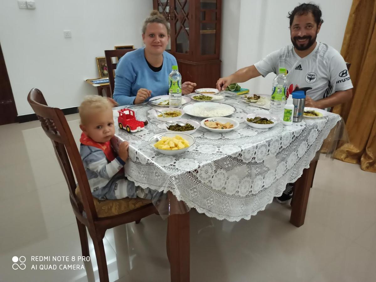 Geethani Tourist Home Polonnaruwa Eksteriør bilde