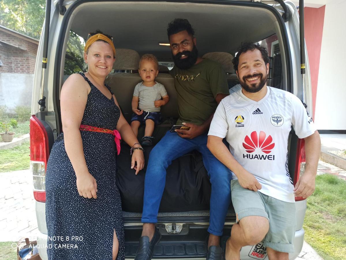 Geethani Tourist Home Polonnaruwa Eksteriør bilde